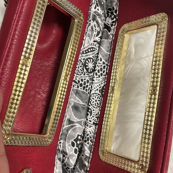 NWT Imoshion Women’s PU Leather Vegan Red Fashion Purse - Picture 11 of 11